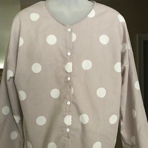 Light, breezy blouse. Women's size M